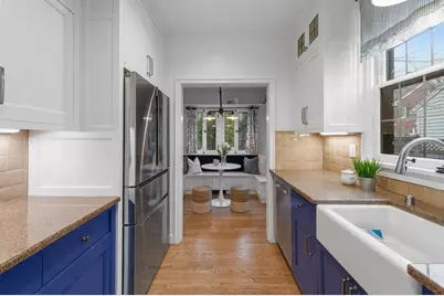 1031 E Circle Dr, Whitefish Bay, WI 53217 - Photo 18