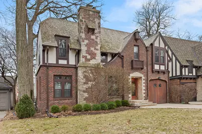 1031 E Circle Dr, Whitefish Bay, WI 53217 - Photo 66