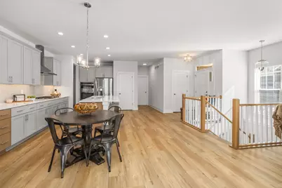 N28W25285  Parkway Ridge Cir #C, Pewaukee, WI 53072 - Photo 2