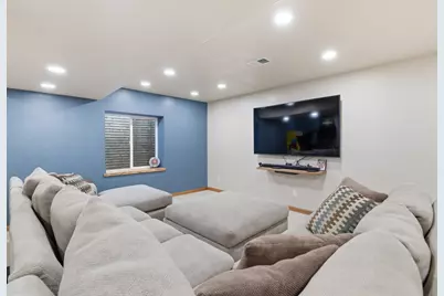 114  Rushmore Ln, Hartford, WI 53027 - Photo 20