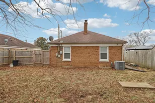 245 Island Ave, Racine, WI 53405 - Photo 36