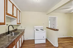 245 Island Ave, Racine, WI 53405 - Photo 14