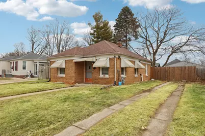 245  Island Ave, Racine, WI 53405 - Photo 2