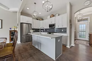 1763 Derby Ln, Oconomowoc, WI 53066 - Photo 10