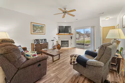 330  Brookside Dr #4, Mayville, WI 53050 - Photo 2