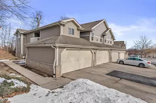 2600 Hidden Dr, Saint Francis, WI 53235 - Photo 2