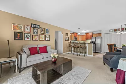 2600  Hidden Dr #11, Saint Francis, WI 53235 - Photo 12