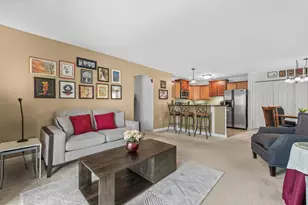 2600 Hidden Dr, Saint Francis, WI 53235 - Photo 12