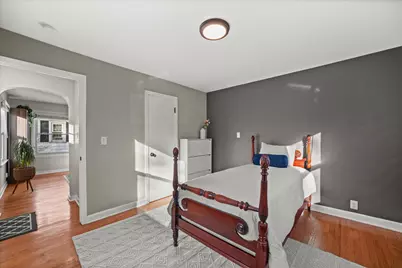 2046 S 94th St, West Allis, WI 53227 - Photo 24