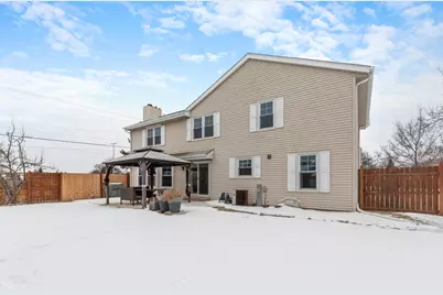 7101 S Countryside Dr, Franklin, WI 53132 - Photo 28