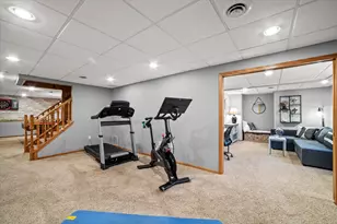 7277 S Dover Hill Ct, Franklin, WI 53132 - Photo 40