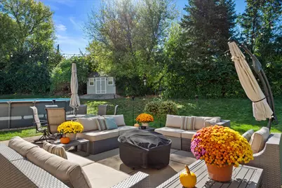 7277 S Dover Hill Ct, Franklin, WI 53132 - Photo 46