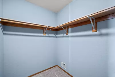 7277 S Dover Hill Ct, Franklin, WI 53132 - Photo 28