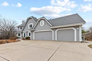 12272 W Morgan Oak Dr, Greenfield, WI 53228 - Photo 70