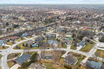 12272 W Morgan Oak Dr, Greenfield, WI 53228 - Photo 76