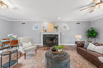 12272 W Morgan Oak Dr, Greenfield, WI 53228 - Photo 4