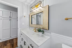 12272 W Morgan Oak Dr, Greenfield, WI 53228 - Photo 20