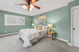 12272 W Morgan Oak Dr, Greenfield, WI 53228 - Photo 24