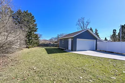 508 N 112th St, Wauwatosa, WI 53226 - Photo 18