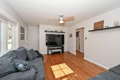 508 N 112th St, Wauwatosa, WI 53226 - Photo 4