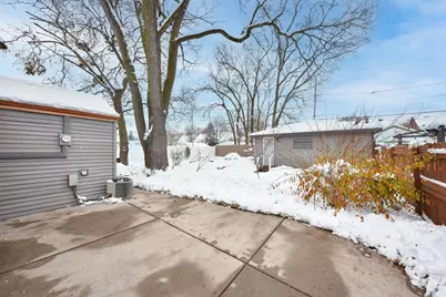 8105 W Townsend St, Milwaukee, WI 53222 - Photo 34