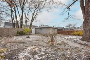 8105 W Townsend St, Milwaukee, WI 53222 - Photo 38