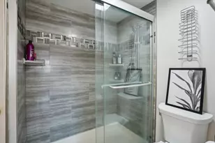 6565 N Green Bay Ave, Glendale, WI 53209 - Photo 12