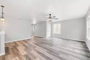 2105 Daisy Dr, West Bend, WI 53090 - Photo 12