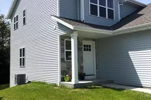 2105 Daisy Dr, West Bend, WI 53090 - Photo 2