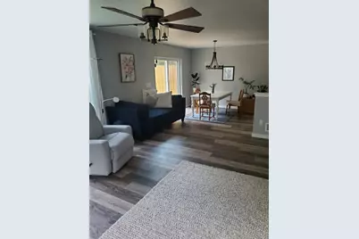 2105  Daisy Dr, West Bend, WI 53090 - Photo 6