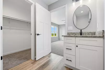 2105  Daisy Dr, West Bend, WI 53090 - Photo 26