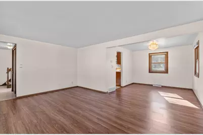 564 E Rhine St, Elkhart Lake, WI 53020 - Photo 8