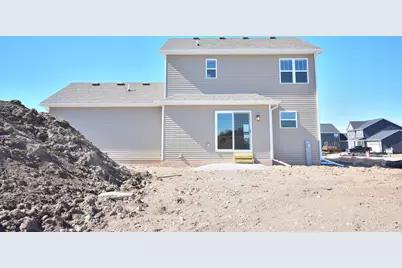 W197N5350  Lodgepole Ct, Menomonee Falls, WI 53051 - Photo 2