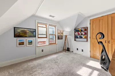 2555 N Pierce St, Milwaukee, WI 53212 - Photo 36