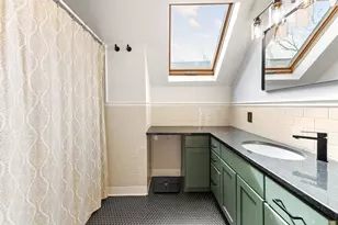 2555 N Pierce St, Milwaukee, WI 53212 - Photo 28