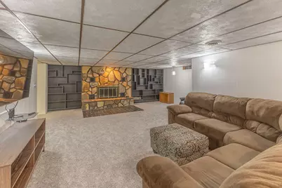 2802  31st St, La Crosse, WI 54601 - Photo 4