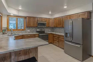 2802 31st St, La Crosse, WI 54601 - Photo 10