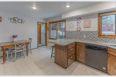 2802  31st St, La Crosse, WI 54601 - Photo 16