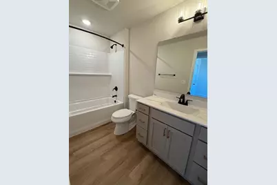 N162W21835  Poppy Rd, Jackson, WI 53037 - Photo 6