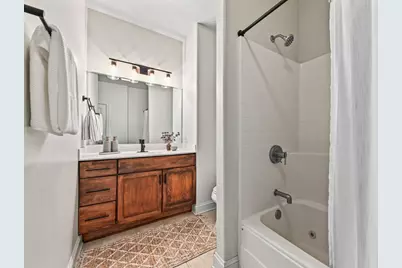 1905 N Water St #207, Milwaukee, WI 53202 - Photo 18