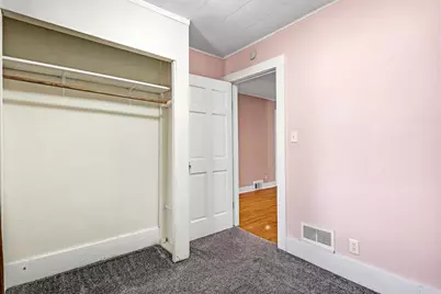 714 S 6th St, La Crosse, WI 54601 - Photo 14