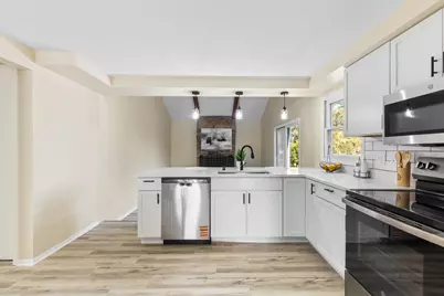 W330S8160  Country Ln, Mukwonago, WI 53149 - Photo 10