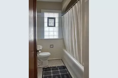 2903 N 58th St, Milwaukee, WI 53210 - Photo 6