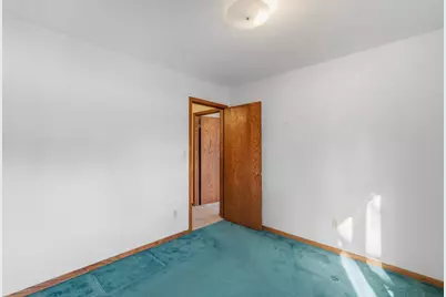 1015  Hillside Dr, Kewaskum, WI 53040 - Photo 16