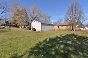 2613 Indian Trail, Racine, WI 53402 - Photo 30