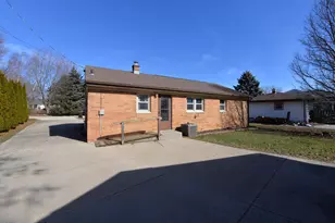 2613 Indian Trail, Racine, WI 53402 - Photo 32