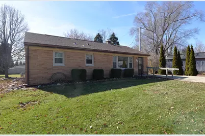 2613  Indian Trl, Racine, WI 53402 - Photo 1