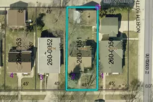 10708 W York Pl, Wauwatosa, WI 53222 - Photo 28