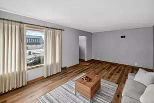 10708 W York Pl, Wauwatosa, WI 53222 - Photo 8