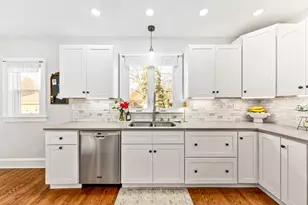 1921 Underwood Ave, Wauwatosa, WI 53213 - Photo 16